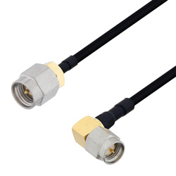 使用LC141TBJ同轴电缆，5英尺长SMA公头转SMA公头直角型电缆组件的图片